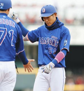 石橋康太、大殊勲の一発 「積極的にいこう」132打席目で出たプロ1号