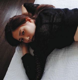 大野いと「初ランジェリー挑戦」大胆な脚線美ショットも! 女優10周年25歳の写真集