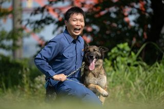 【動画】おてんばが過ぎる…でも「鼻」はピカイチ　愛知県警直轄警察犬リンダ号「犬のおまわりさん」お仕事をのぞき見