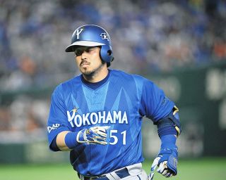 なにわ男子」大橋和也が巨人―中日戦で始球式 ピンクのリストバンドを身