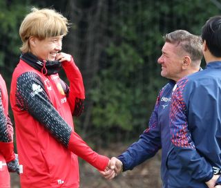 4年ぶり復帰のMF和泉竜司は練習から100％ 背番号「7」でチーム引っ張る