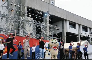 大学が謝罪する事態となった名大祭の自衛隊出展中止問題　学生の「目的」と職員組合の「歴史」にあった溝