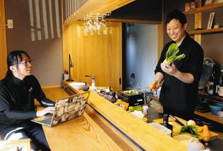 移住者コンビ、農村で地域創生　19日、津でファーマーズマルシェ初開催