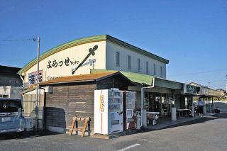 柔らか曲線、版画に 82歳永田さんが湖西市で個展：中日新聞しずおかWeb