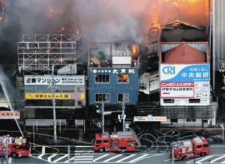 ”伝説の大投手”沢村栄治さんの生家があった三重県・近鉄宇治山田駅前の商店街で火災　各メディアが速報
