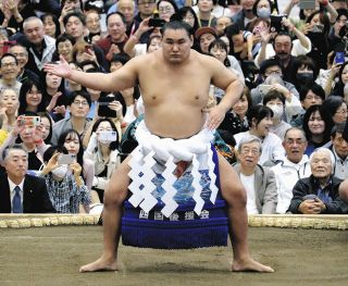 豊昇龍が途中合流し土俵入り披露、九州場所へ「頑張る」　松本市で大相撲秋巡業
