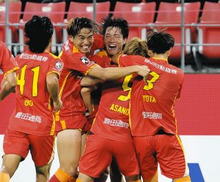名古屋グランパス、3得点挙げ3戦目でようやく今季初勝利！木村先制弾、浅野弾で勝ち越し、終了間際には小野もゴール