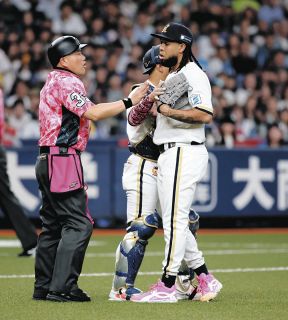ロッテ】ファーム用に今季から新ユニ 吉井監督の発案「1軍のピン