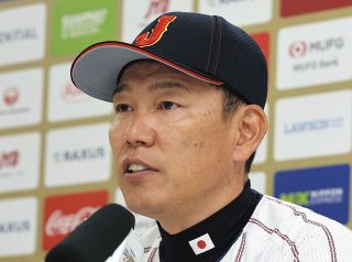 あれ？ジャージー…楽天・石井一久新監督「僕のサイズの5XLがなかった