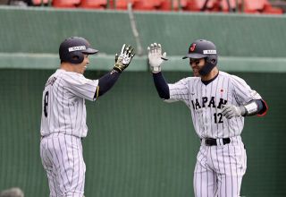 ロッテ70周年、特別な「オリオンズ」グラブ販売！22日は村田兆治さんの