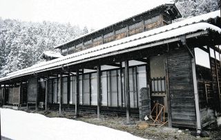 アートへ深化の軌跡 井波彫刻 横山豊介さん回顧展 福光美術館 祷