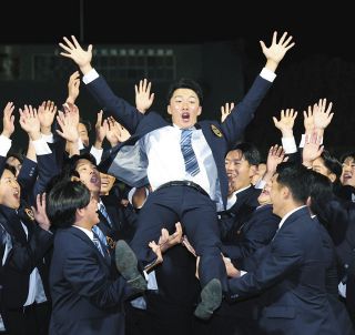 オリックス1位指名の富士大・角田楓斗、目標は山本由伸！「全ての面ですごいピッチャー。まねしていきたい」【ドラフト速報】