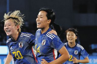 広島大好き”佐藤寿人はサンフレッチェとカープの懸け橋…スタジアム建設