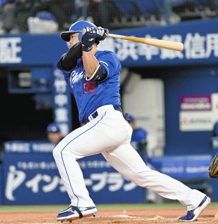 ドラゴンズ  三好大倫ビジターユニホーム 三好大倫：中日スポーツ・東京中日スポーツ