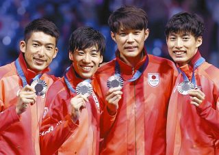 グランパレで観戦した母親や元指導者もエペ銀にジーン　パリ五輪フェンシング、山田優に届いた声援