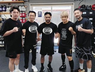 坪井智也、「とっても楽に落ちました」余裕の計量クリア 世界2団体
