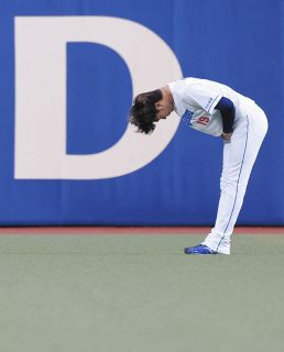中日・木下拓哉、バット工場を初訪問 長打率アップへトップ