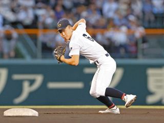 「同じ難病を患う人に勇気を」　岐阜県代表中京高校・花川仁飛選手、軽快な守備でチームを鼓舞
