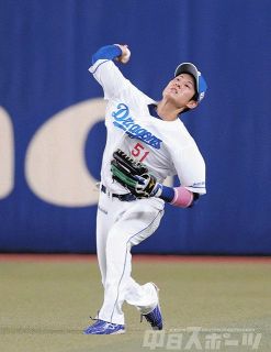中日―広島　上林