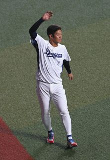 【中日】京田陽太が2度目の昇格、試合前練習は二塁の守備位置に コロナ陽性の滝野が抹消