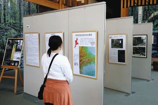 女鬼峠道と石仏庵の歴史や特徴を紹介　尾鷲市・三重県立熊野古道センターで展示