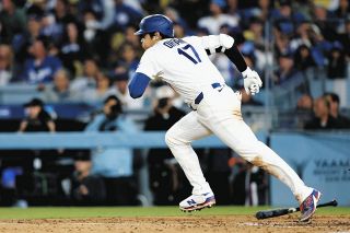 【今回限り】本物の本塁打王！MLB通算755本 ハンク.アーロン・直筆サイン色紙 ハンク・アーロンさん死去 メジャー通算755本塁打 NPB記録持つ王貞治