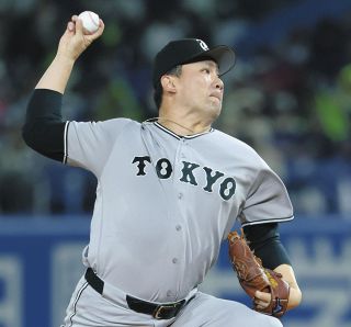 巨人・試合前練習で「FOR3VER」のTシャツ着用 「長嶋茂雄終身名誉監督