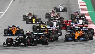 F1開幕戦オーストリアGP決勝がスタート　レッドブル・ホンダのフェルスタッペンは序盤にマシントラブルでリタイア…トップはボッタス