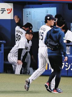 巨人】松原聖弥、ついに1桁…背番号「9」に 1800万円増の4000万円で