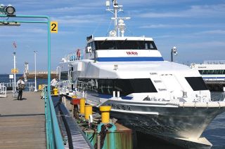 人、物、心を乗せきょうも島々へ　南知多・名鉄海上観光船が創業100年