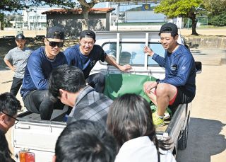 中日・松山晋也、「一度、かみついたら絶対に放すな」の教え胸に、移籍した”岩崎アニキ”に雄姿見せる　16日からオリ3連戦