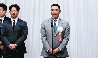 巨人】“風神”山口鉄也コーチのように…育成8位富田龍が仮契約「160キロ