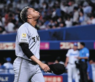 エポック ワン RC【佐藤輝明】5月度 大樹生命月間MVP賞（21.6.9） ニュース - チーム - ロベルト・スアレス選手、佐藤輝明選手『5