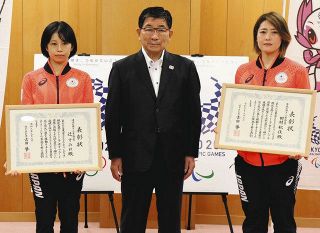 「東京五輪応援に感謝」　フェンシング・田村、辻選手が知事に報告