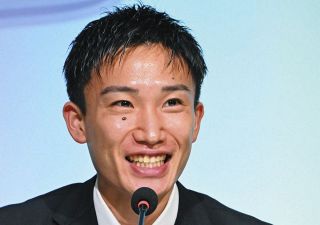 バレー代表・高橋藍、1人だけの大学卒業式を報告「背の高さが