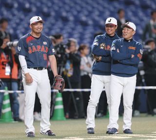 ロッテ】岡大海の逆転サヨナラ弾バットをプレゼント 殊勲の一発で折れ