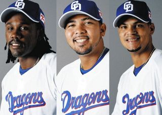 中日】平田良介ダメ押し二塁打！本拠開幕G倒前哨戦で6点…14日3ランに