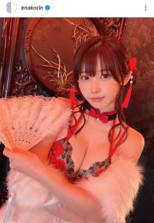 ◇NMB48・塩月希依音、人生初の金髪ショートカット【写真】：中日