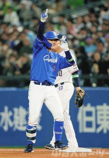 ヤクルト―中日　高橋周