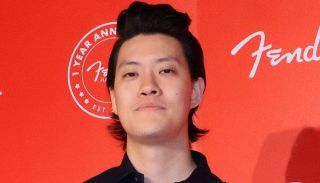 霜降り明星・粗品はクロワデュノールを本命視、果たして日本ダービーで呪いは解けるのか