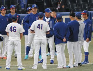 中日】高橋宏斗が侍ユニホームを初披露 ロッテ・佐々木朗やオリックス