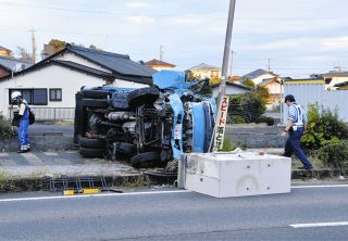 力士、女性巧みな水墨画 田家阿希雄さん追悼展、11月に名古屋