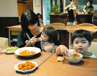 子育て食堂でつながろう　明智のレストラン「AOZOLA」
