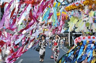 安城七夕まつり始まる　ライバル一宮との共同企画も初実施