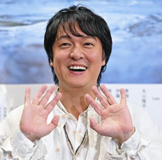 THE ALFEE、「今年デビュー50周年！何とモンチッチも50周年」意外な