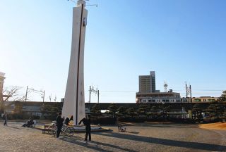 名鉄西尾駅の東駅前広場を芝生広がる空間に　27年度の利用開始を目指し再整備