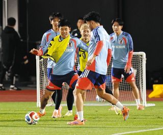 内田篤人さん、カズのような「夢、憧れの存在に」『JFAユニクロ