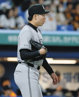 巨人】ソフトバンクから移籍の松田宣浩、背番号「23」のユニホーム初