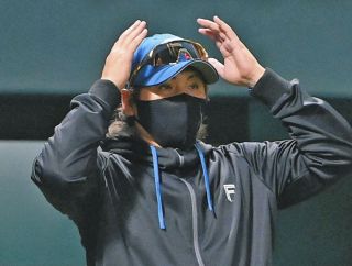 日本ハム・新庄監督「あーだこーだ言っても仕方ないです」CSファイナル初戦を痛恨逆転負けも冷静「諦めることないです。最後まで最後の1球まで」