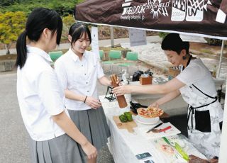 馬～いピザ食べて循環社会考えよう　石川県珠洲市で馬と人との関わりを考える催し